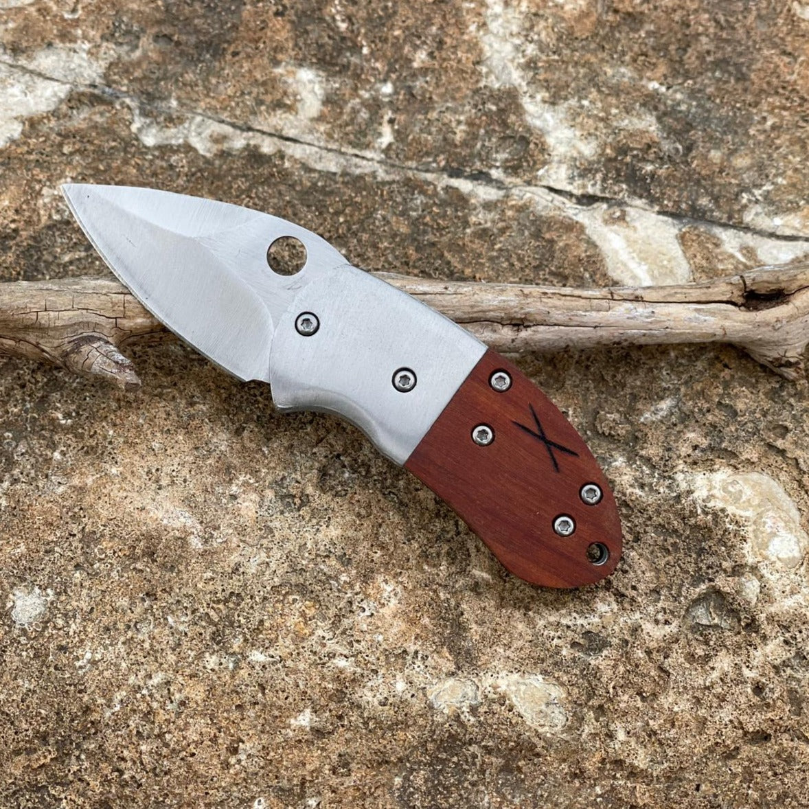 Multifunctional Mini Camping Knife