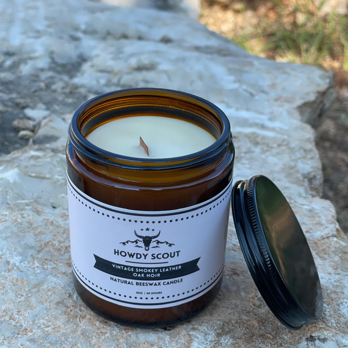 8oz Natural Beeswax Candle - Vintage Smokey Leather and Oak Noir